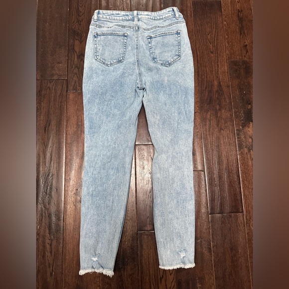 Tinseltown Light Blue Distressed Women's Jeans - Picture 4 of 5